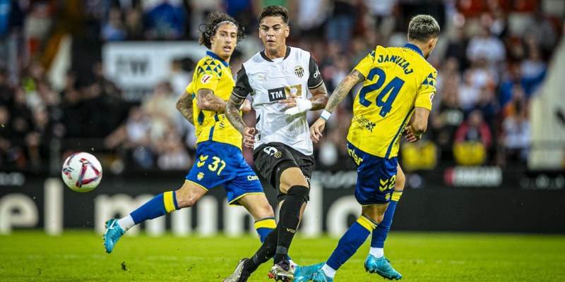 Las Palmas Vs Valencia